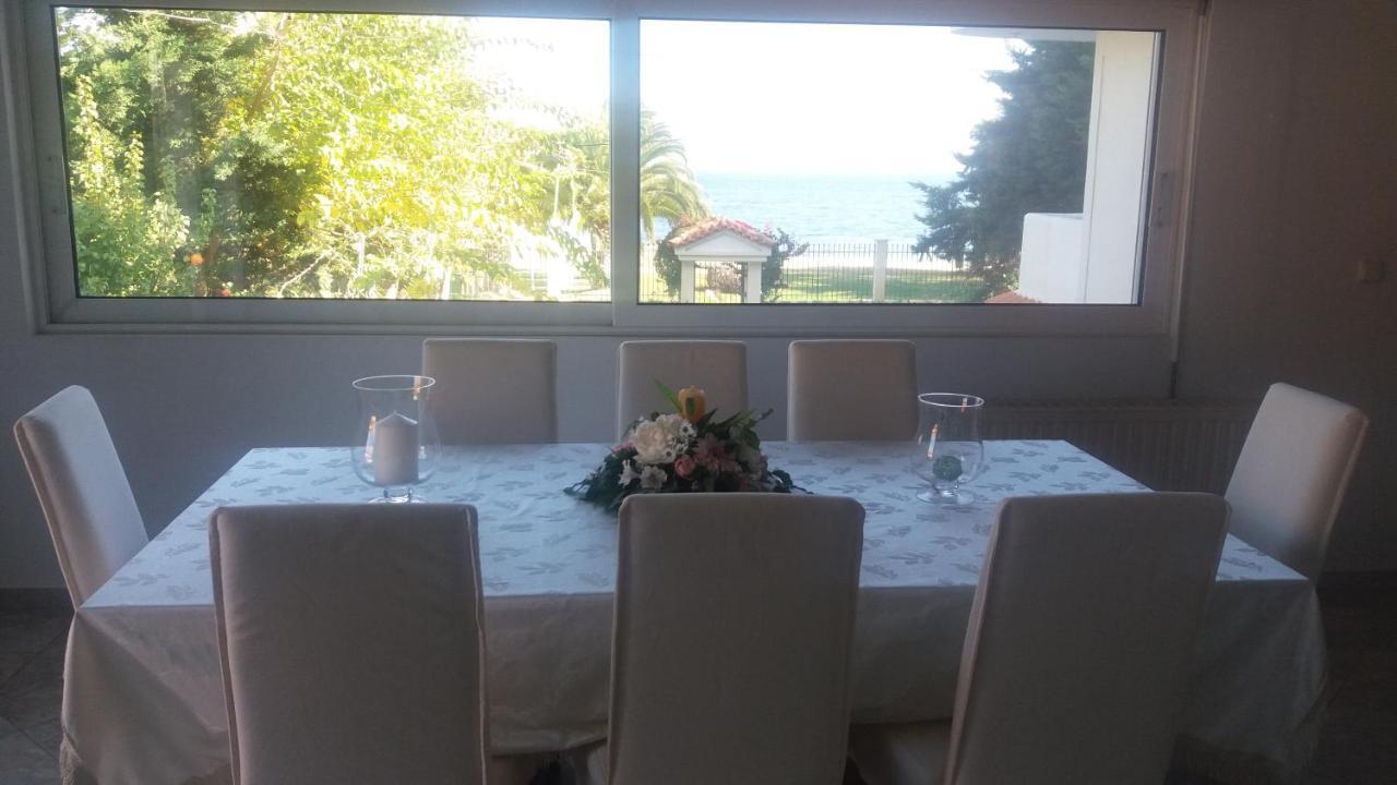 Beach House Villa Неа-Макрі Номер фото